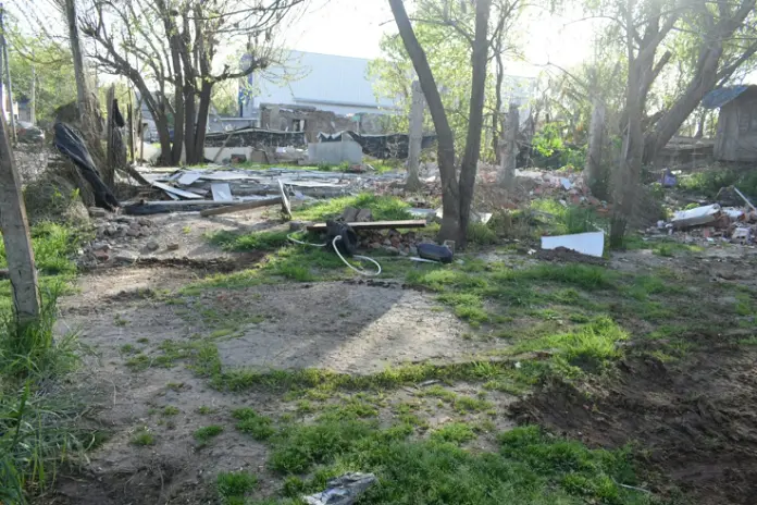 ¿Necesitás limpiar un terreno? Limpieza con maquinaria y retiro de escombros - imagen 8