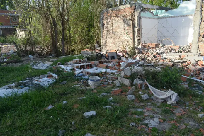 ¿Necesitás demoler una casa? Demolición y retiro de escombros - imagen 2